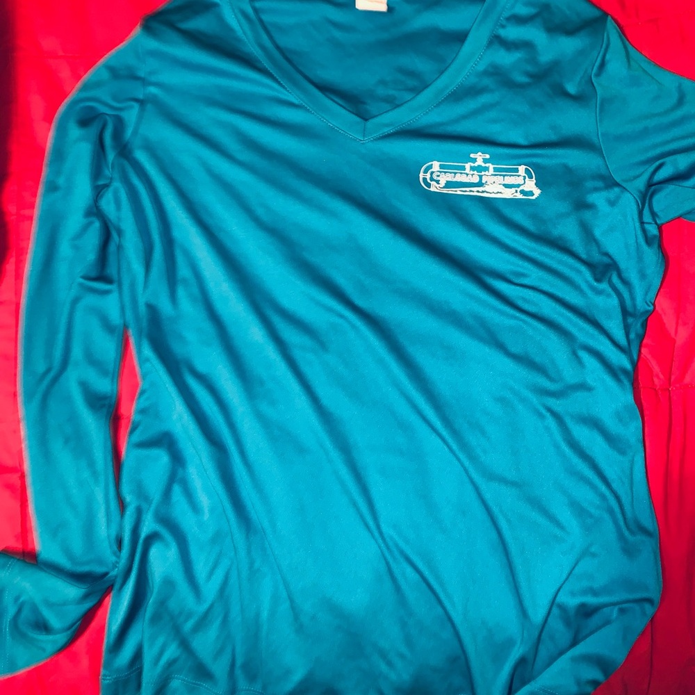 Carlsbad Pipelines wmns dri-fit vneck top